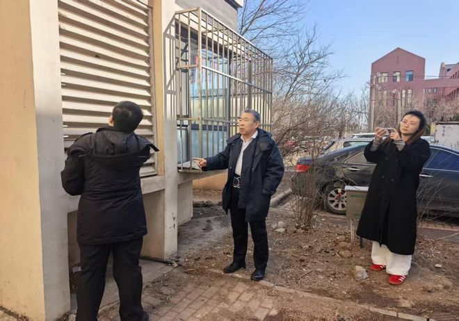 违章停车_城管进社区 私设充电桩整改 社区治理服务